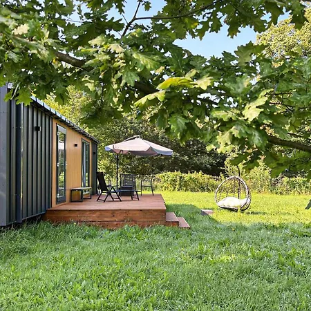 Ferienhaus 2 Bedroom Amazing In Stolec Stolec (Police)